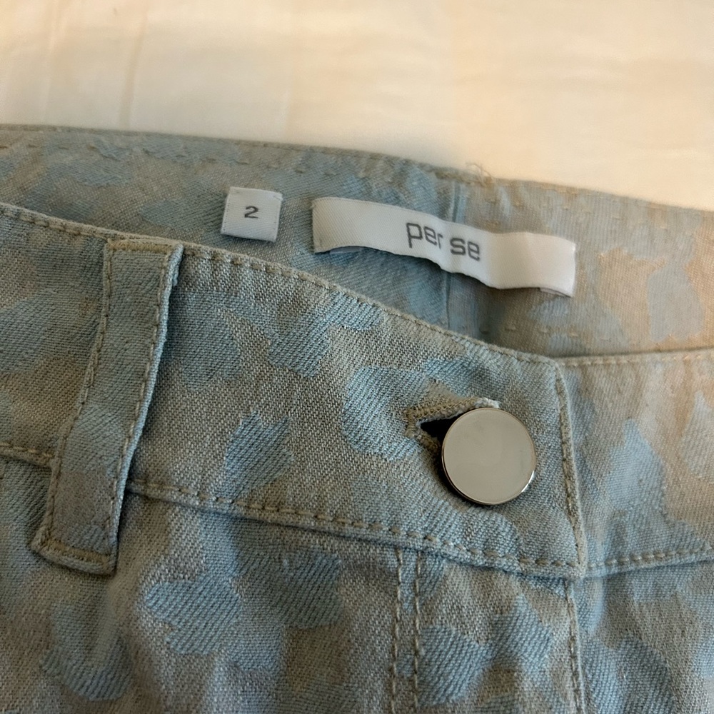 PER SE by Carlisle jeans with leopard print in pale blue, perfect condition NWOT